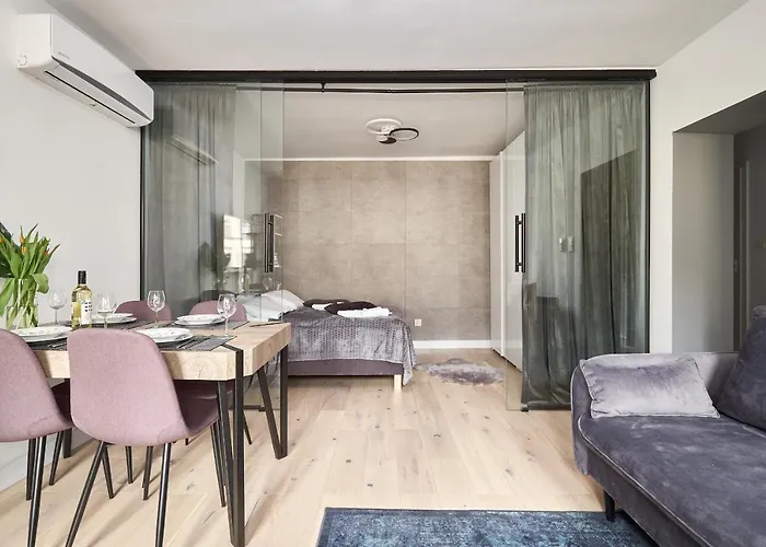 Platinum Apartment - Parking - Klimatyzacja - Winda - Self Check In